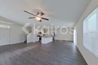 32150 Katelin Cir in Leesburg, FL - Building Photo - Building Photo
