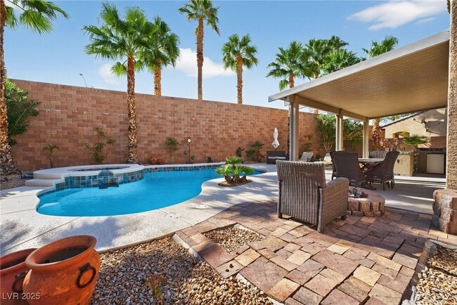 551 Via Ripagrande Ave in Henderson, NV - Building Photo - Building Photo