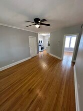 5745 W Wellington Ave in Chicago, IL - Building Photo - Building Photo