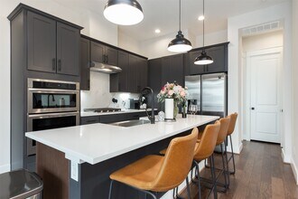 605 Middle St in Houston, TX - Building Photo - Building Photo