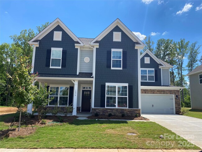 property at 1076 Thoroughbred Dr.