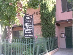 Fair Ave in North Hollywood, CA - Foto de edificio - Building Photo