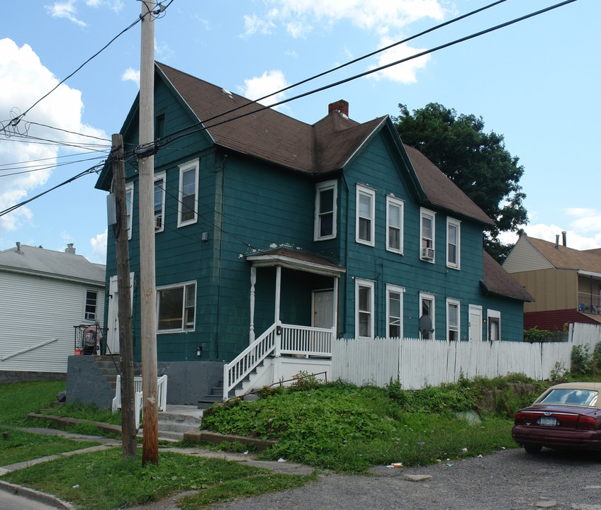 257 Lilac St in Syracuse, NY - Foto de edificio