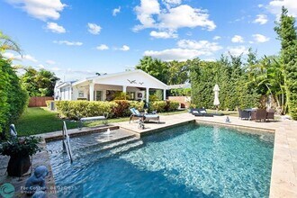 510 NE 8th Ave in Fort Lauderdale, FL - Building Photo - Building Photo
