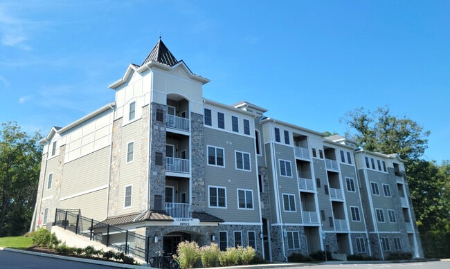 Breezy Heights in Lititz, PA - Foto de edificio - Building Photo