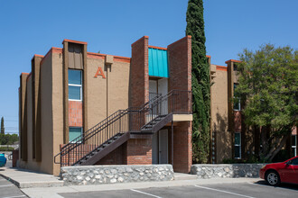 Villa Alegre Apartments in El Paso, TX - Building Photo - Building Photo