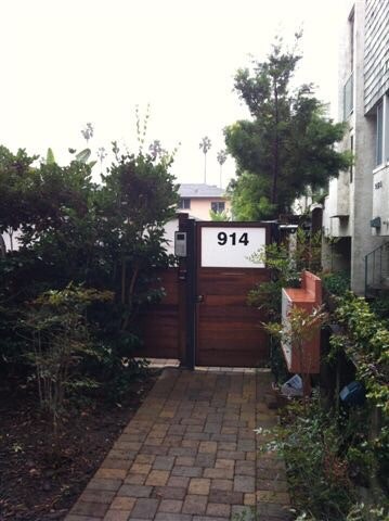914 20th St in Santa Monica, CA - Building Photo