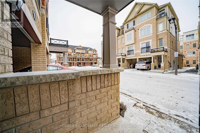 2218 Chevron Prince Path in Oshawa, ON - Building Photo - Building Photo