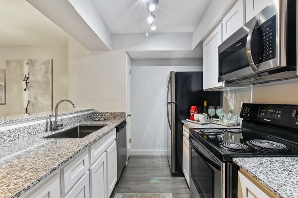 3800 on Portland Apartments in Irving, TX - Building Photo - Building Photo