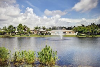 River Park Place Apartments in Vero Beach, FL - Building Photo - Building Photo