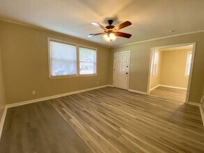 482 Sharon Dr in Memphis, TN - Building Photo - Building Photo