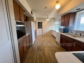 2831 Newcastle Dr NE in Palm Bay, FL - Building Photo - Building Photo