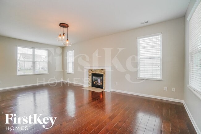 5163 Wildcat Falls Dr in Dublin, OH - Foto de edificio - Building Photo