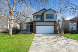 3025 Richmond Dr in Colorado Springs, CO - Building Photo