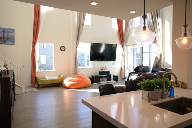 property at 45139 Challenge Cmn