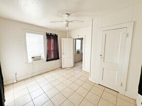 504 W Ave E in Alpine, TX - Building Photo - Building Photo