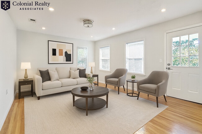 property at 85 Putnam St