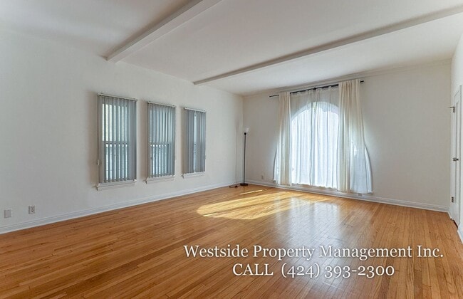 property at 1547 S Wooster St