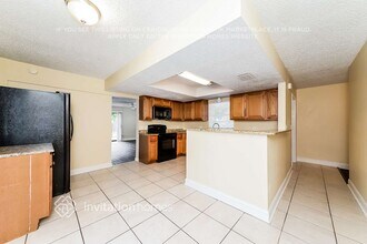 2305 26th Ave W in Bradenton, FL - Building Photo - Building Photo