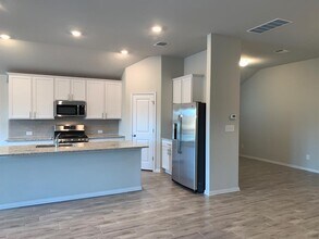 265 Falling Star Ln in Andice, TX - Building Photo - Building Photo