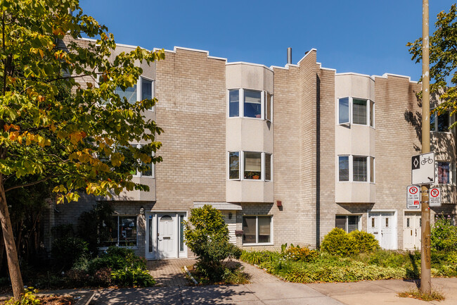 2145 Saint-Jacques Rue in Montréal, QC - Building Photo - Building Photo