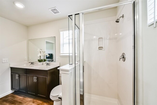 11627 Braemar Village Dr