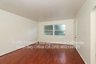 609 Bishop Dr in Santa Rosa, CA - Building Photo - Building Photo