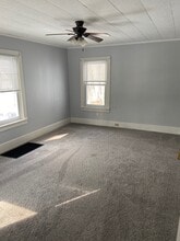 123 George St, Unit #1 in Keene, NH - Foto de edificio - Building Photo