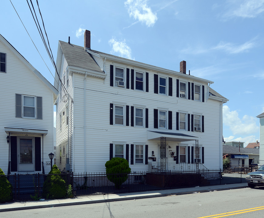 17 Mitchell St in New Bedford, MA - Foto de edificio