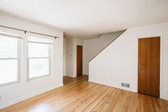 1405 San Carlos Rd SW in Albuquerque, NM - Building Photo - Building Photo