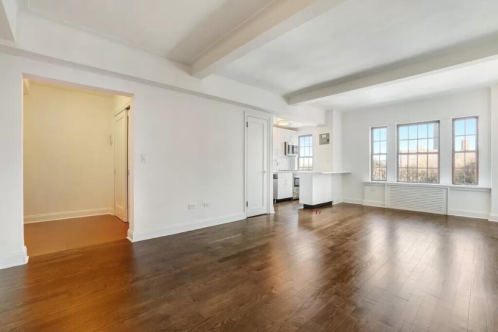 1 Clinton St in Brooklyn, NY - Building Photo