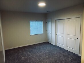 28011 E Otero Pl, Unit Basement Apartment in Aurora, CO - Foto de edificio - Building Photo