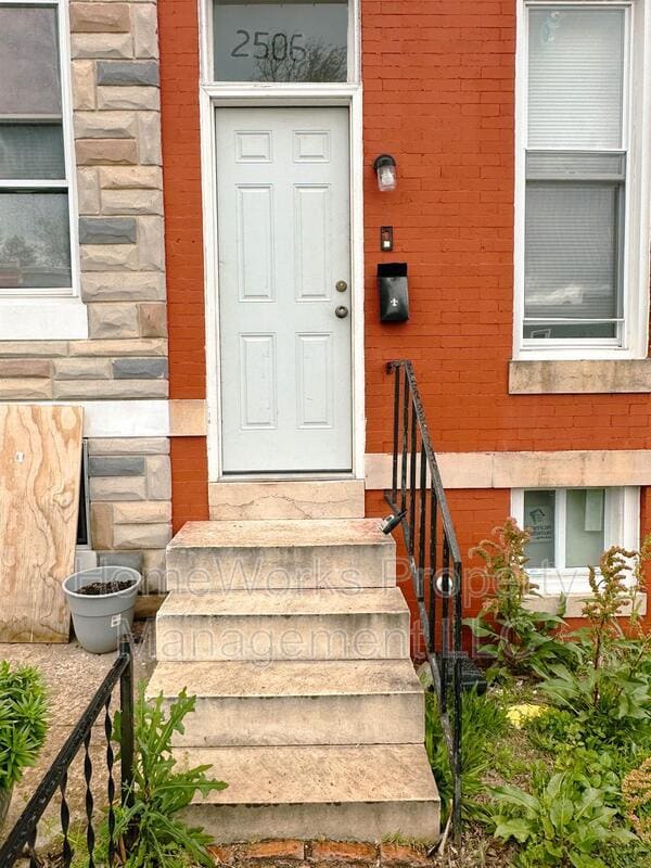 2506 McHenry St photo'