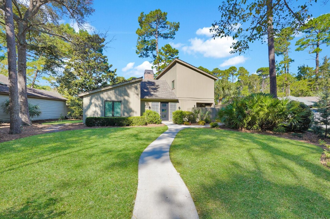 31 Purple Martin Ln in Hilton Head Island, SC - Building Photo