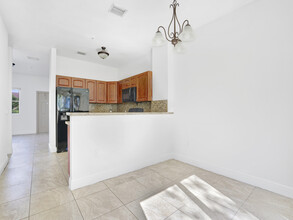 18240 NW 59th Ave in Hialeah, FL - Building Photo - Building Photo