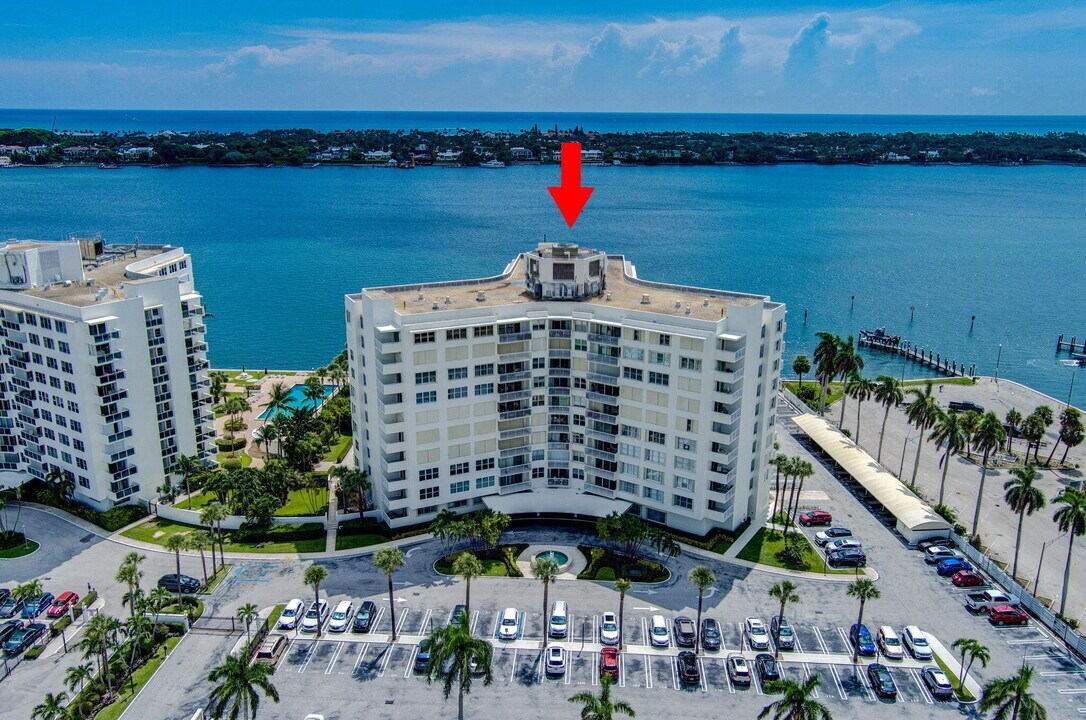 2600 N Flagler Dr in West Palm Beach, FL - Building Photo