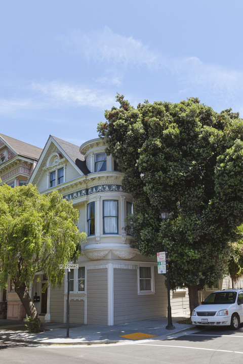 539-541 Waller St in San Francisco, CA - Building Photo