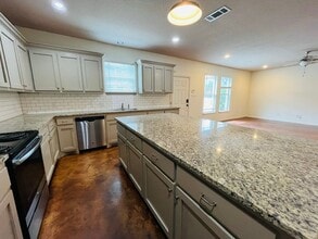 2801 Sandage Ave in Fort Worth, TX - Building Photo - Building Photo