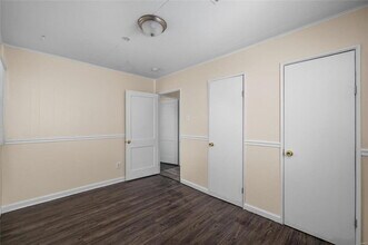 110 Paul Ave in Ferguson, MO - Building Photo - Building Photo