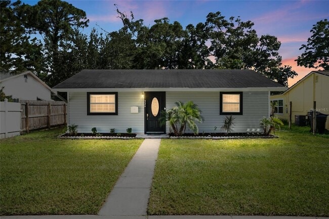 326 50th Ave N in St. Petersburg, FL - Building Photo - Building Photo