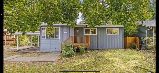 18434 92nd Ave NE in Bothell, WA - Building Photo - Building Photo