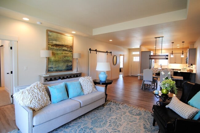 property at 1712-1714 Danny Boy Ln