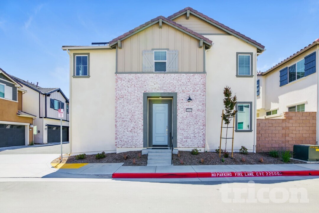 31695 Hans Dr in Menifee, CA - Building Photo