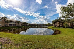 12081 Summergate Cir, Unit 104 in Ft. Myers, FL - Building Photo