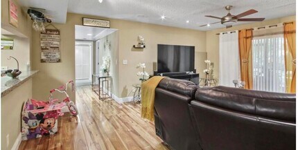 7507 Greenlake Way in Boynton Beach, FL - Building Photo - Building Photo