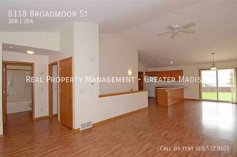 8118 Broadmoor St in Madison, WI - Building Photo - Building Photo