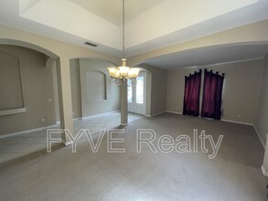 7296 Vista Park Blvd in Orlando, FL - Building Photo - Building Photo