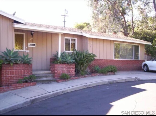 4396 Cartagena Dr in San Diego, CA - Building Photo - Building Photo