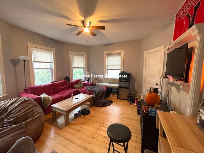 36 Cherokee St, Unit A