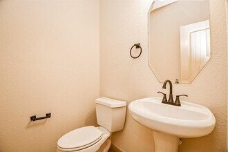 6135 Norwood Meadows Ln in Katy, TX - Building Photo - Building Photo